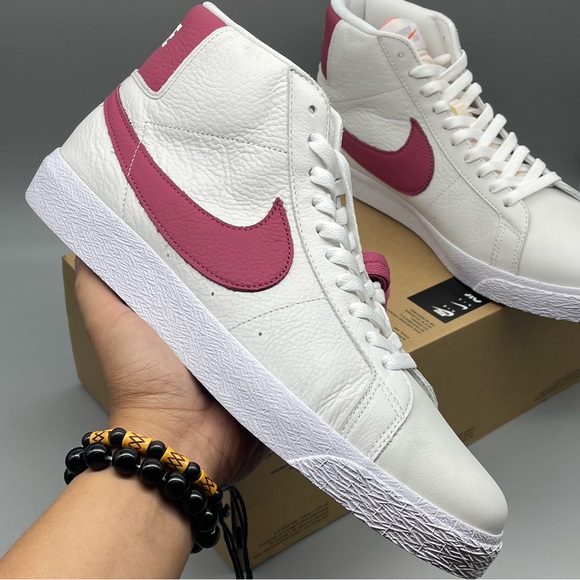 Mens Nike SB Zoom Blazer Mid ISO Size 12 White Sweet Beet Sneaker New - Picture 3 of 11